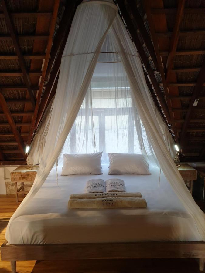 81 Palms Resort Nembrala Bagian luar foto